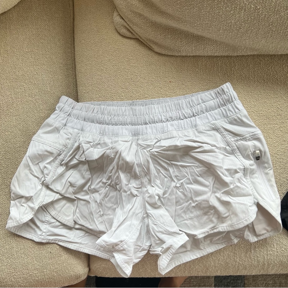 Lululemon size 10 white shorts